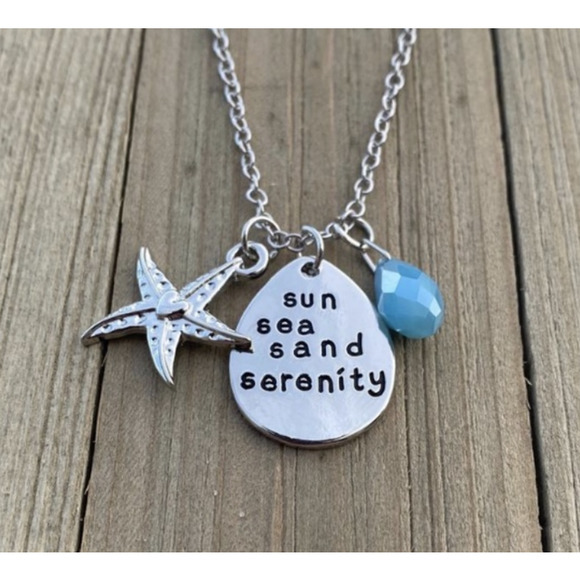 Necklace Silver Pendant Beach Sun Sea Sand Serenity Starfish Blue Charm NWT - Picture 4 of 4
